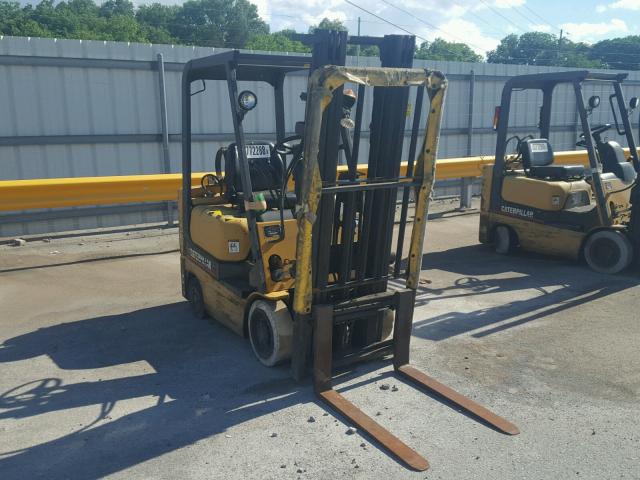 AT81C02396 - 2000 CATERPILLAR FORKLIFT YELLOW photo 1