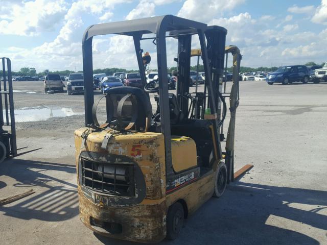 AT81C02396 - 2000 CATERPILLAR FORKLIFT YELLOW photo 4