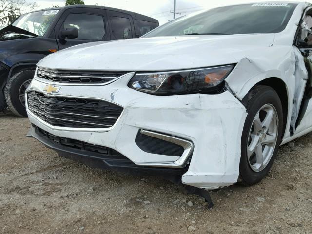 1G1ZB5ST9HF133802 - 2017 CHEVROLET MALIBU LS თეთრი ფოტო 10