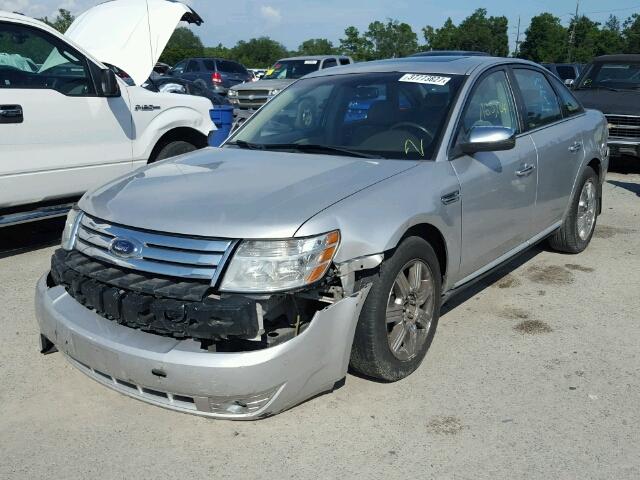 1FAHP25W09G124447 - 2009 FORD TAURUS LIM SILVER photo 2