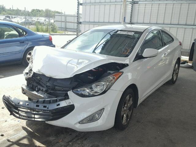 KMHDH6AE6DU016835 - 2013 HYUNDAI ELANTRA CO WHITE photo 2