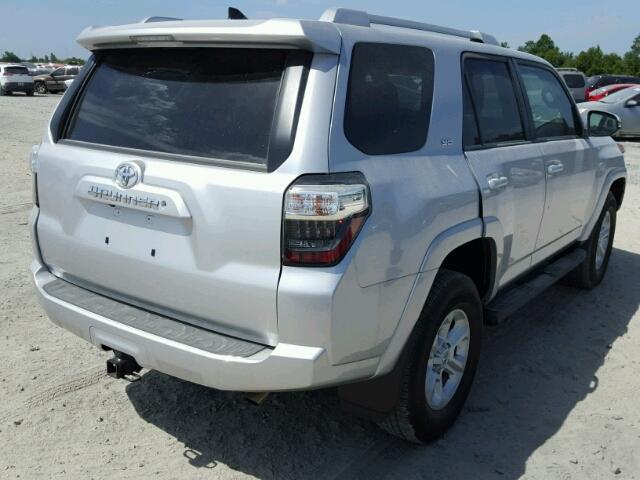 JTEBU5JRXH5442463 - 2017 TOYOTA 4RUNNER SILVER photo 4