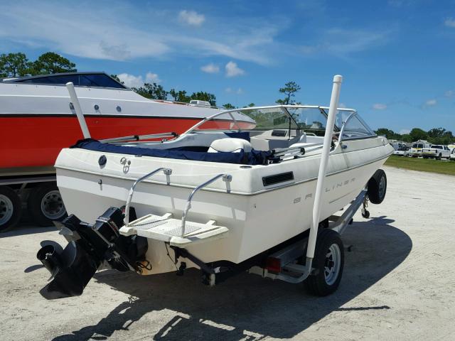 USHC83CLJ102 - 2002 ACURA CAPRI WHITE photo 4