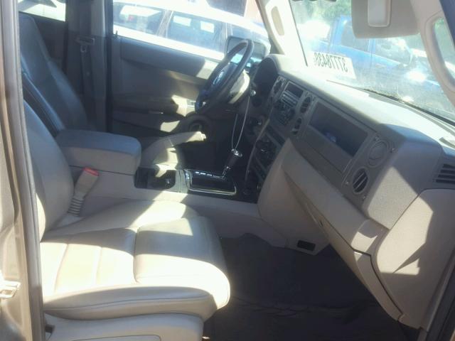 1J8HG48K86C307847 - 2006 JEEP COMMANDER თაფლისფერი ფოტო 5