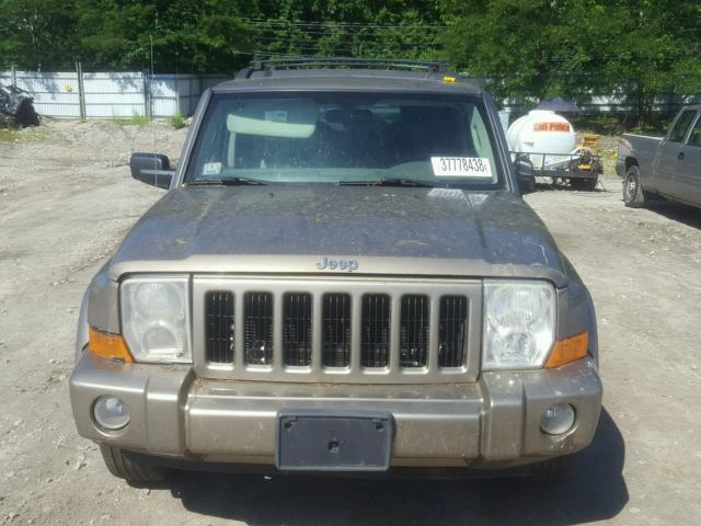 1J8HG48K86C307847 - 2006 JEEP COMMANDER თაფლისფერი ფოტო 9