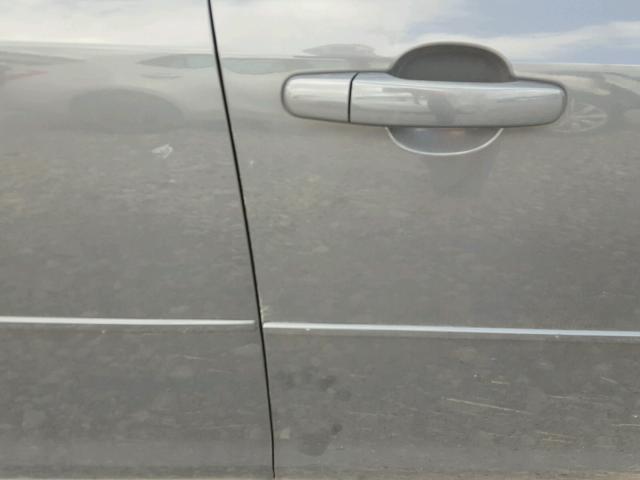 1G1ZH57B39F122925 - 2009 CHEVROLET MALIBU 1LT GRAY photo 9