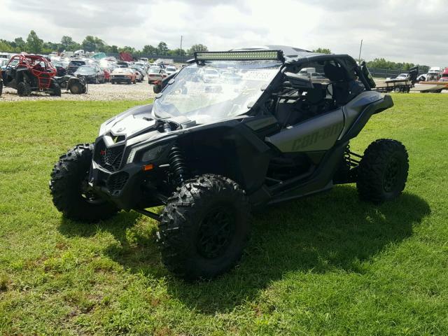 3JBVXAW43JK001562 - 2018 CAN-AM MAVERICK X CHARCOAL photo 2