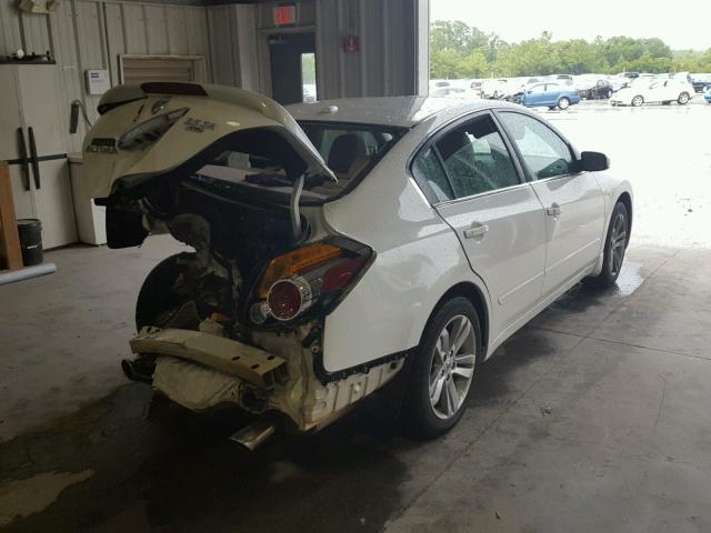 1N4BL2AP6AN446154 - 2010 NISSAN ALTIMA SR WHITE photo 4