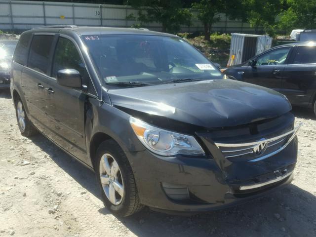 2V4RW3DG0BR643414 - 2011 VOLKSWAGEN ROUTAN SE GRAY photo 1