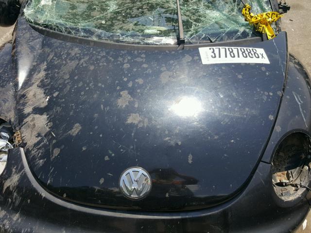 3VWCK21C82M401420 - 2002 VOLKSWAGEN NEW BEETLE BLACK photo 7