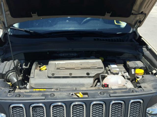 ZACCJBAW1GPD12101 - 2016 JEEP RENEGADE S თაფლისფერი ფოტო 7