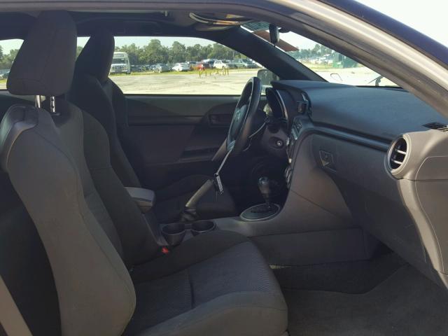 JTKJF5C71B3007073 - 2011 TOYOTA SCION TC 银色 照片 5