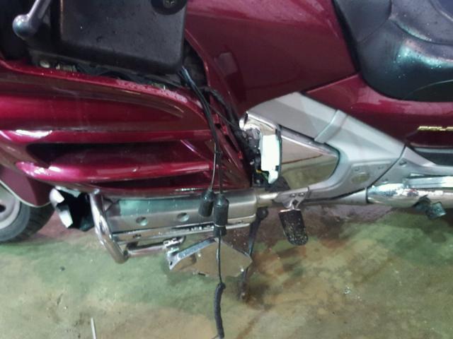 1HFSC47093A201090 - 2003 HONDA GL1800 MAROON photo 7