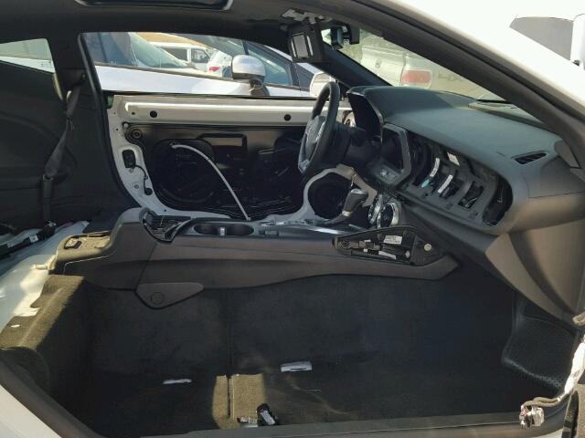 1G1FH1R72H0113848 - 2017 CHEVROLET CAMARO SS Blanco foto 5