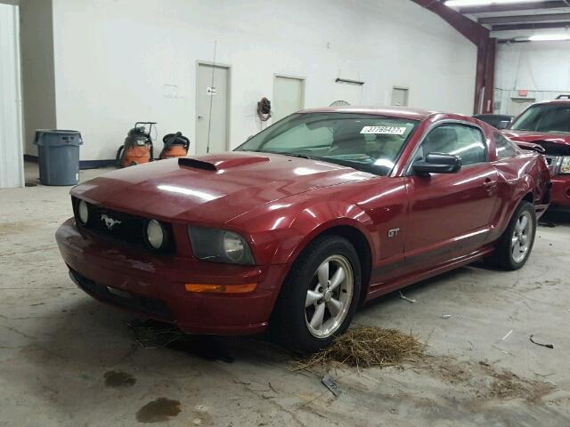 1ZVHT82H885154284 - 2008 FORD MUSTANG GT RED photo 2