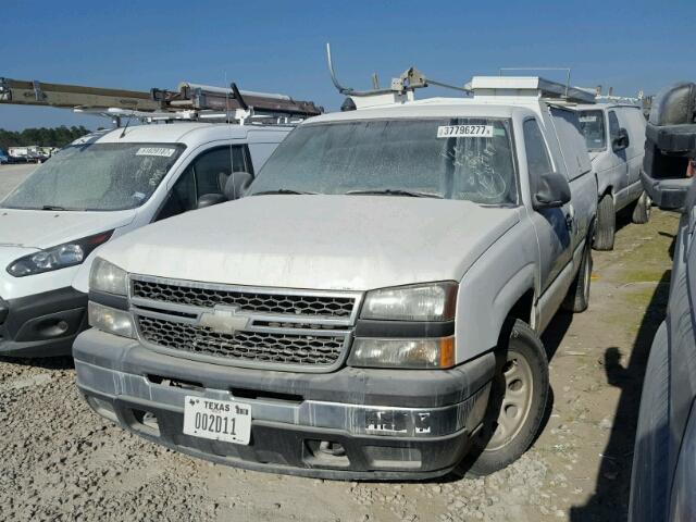 1GCEC14X87Z147909 - 2007 CHEVROLET SILVERADO WHITE photo 2