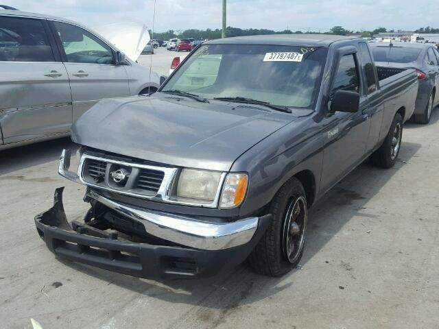 1N6DD26SXYC385844 - 2000 NISSAN FRONTIER K GRAY photo 2