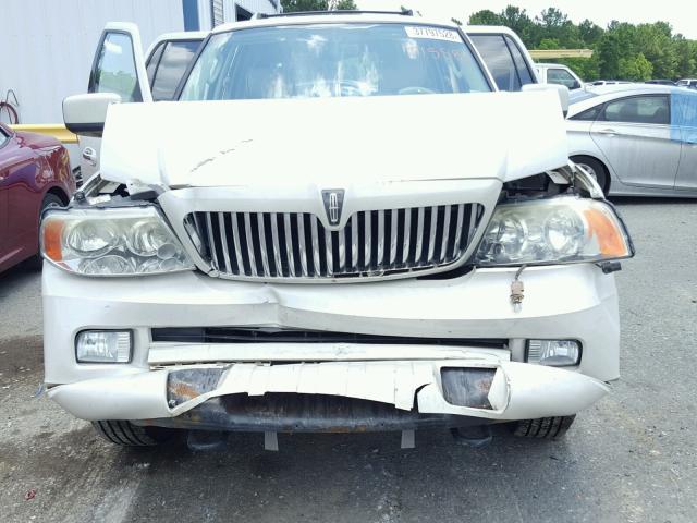5LMFU27505LJ15580 - 2005 LINCOLN NAVIGATOR ბეჟი ფოტო 7