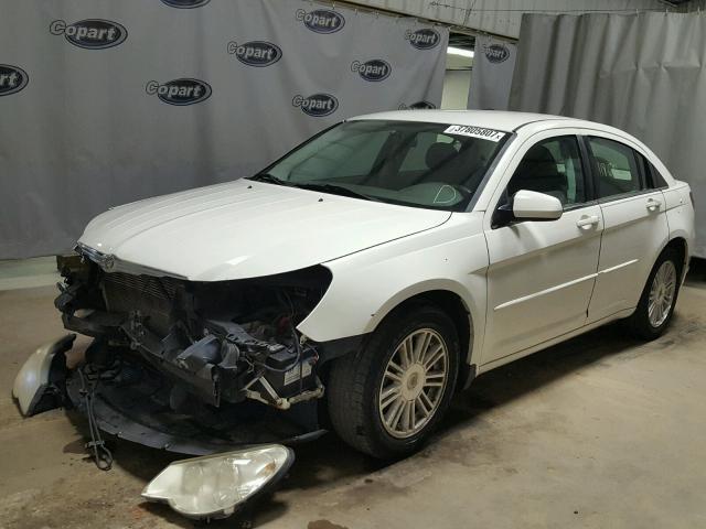 1C3LC46K27N512395 - 2007 CHRYSLER SEBRING WHITE photo 2