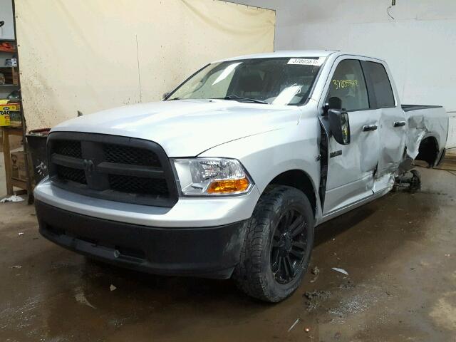 1D3HV18T59S794320 - 2009 DODGE RAM 1500 SILVER photo 2