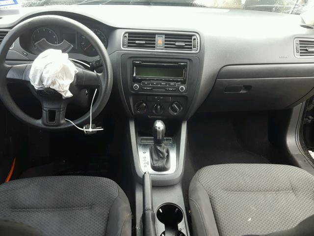 3VW2K7AJ5CM321338 - 2012 VOLKSWAGEN JETTA BASE 黑色 照片 9