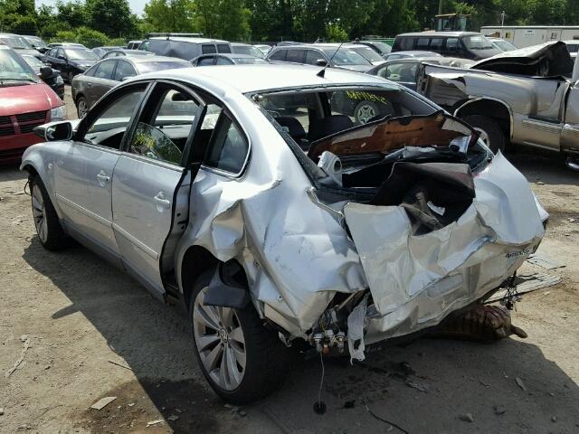 WVWTH63B81P195747 - 2001 VOLKSWAGEN PASSAT GLX SILVER photo 3