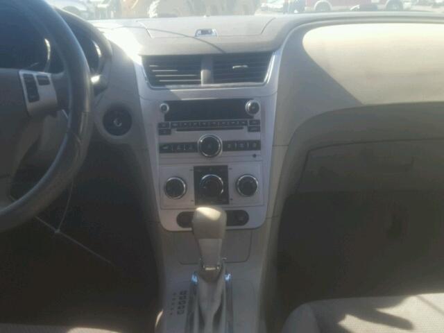 1G1ZC5EU9BF111937 - 2011 CHEVROLET MALIBU 1LT SILVER photo 9