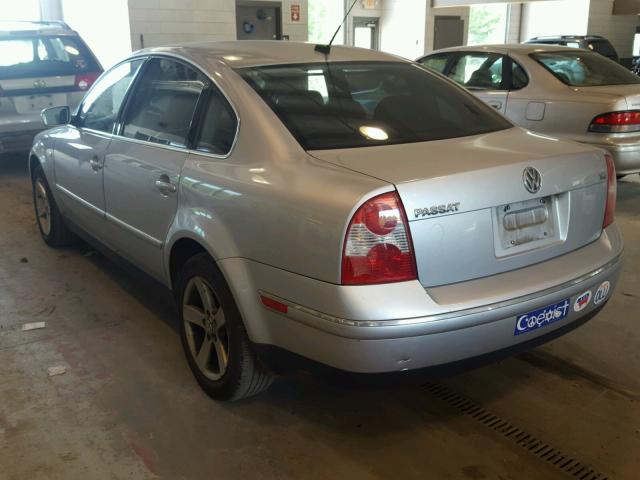 WVWRH63B04P059661 - 2004 VOLKSWAGEN PASSAT GLX 银色 照片 3