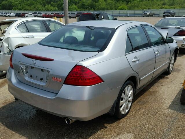 1HGCM66417A085399 - 2007 HONDA ACCORD SE SILVER photo 4