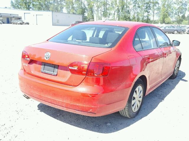 3VW2K7AJ4EM350073 - 2014 VOLKSWAGEN JETTA BASE 红色 照片 4