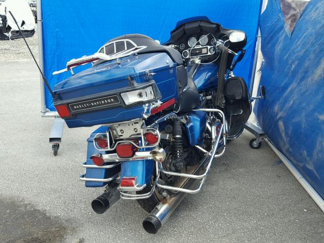 1HD1FCW125Y673304 - 2005 HARLEY-DAVIDSON FLHTCUI Көк фото 4