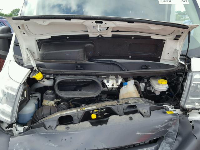 3C6TRVBG8HE537235 - 2017 RAM PROMASTER 白色 照片 7