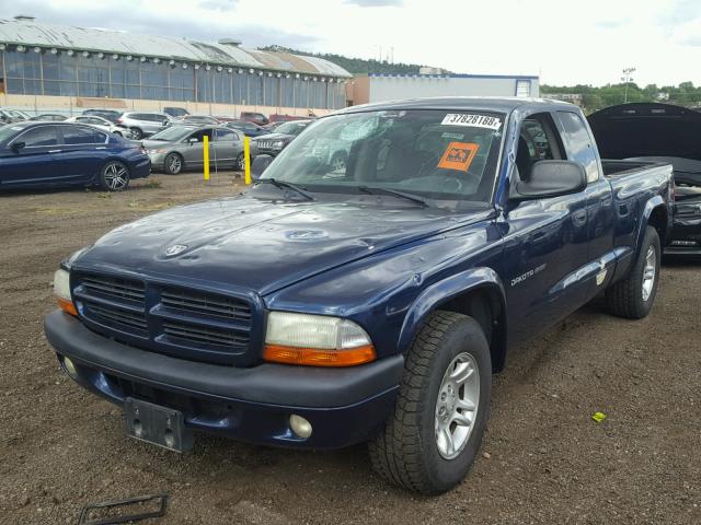 1B7GL32X02S587325 - 2002 DODGE DAKOTA SPO BLUE photo 2