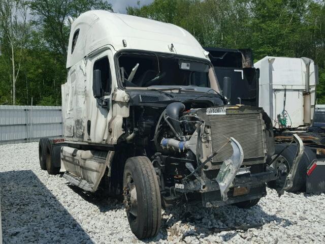 1FUJGLDR9CSBD7223 - 2012 FREIGHTLINER CASCADIA 1 WHITE photo 1