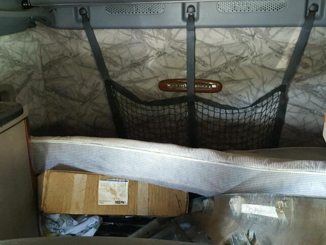 1FUJGLDR9CSBD7223 - 2012 FREIGHTLINER CASCADIA 1 WHITE photo 6