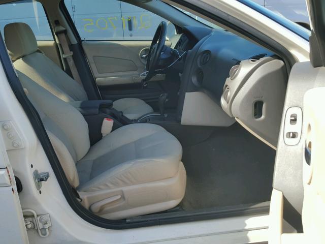 2G2WR524241339838 - 2004 PONTIAC GRAND PRIX WHITE photo 5