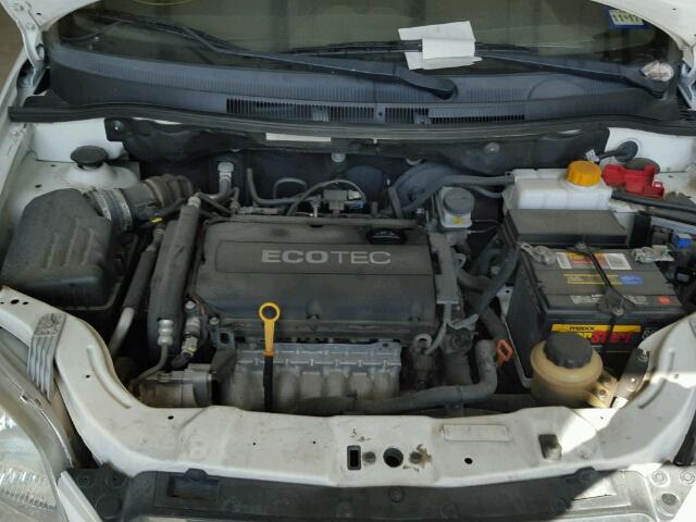 KL1TD6DE0BB127355 - 2011 CHEVROLET AVEO LS WHITE photo 7