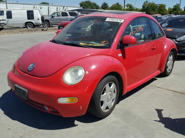 3VWCC21C4YM499268 - 2000 VOLKSWAGEN NEW BEETLE 红色 照片 2