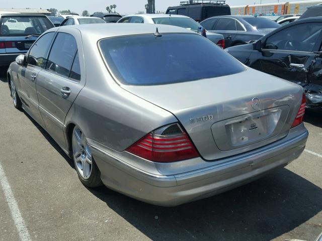 WDBNG75J86A475845 - 2006 MERCEDES-BENZ S 500 GRAY photo 3