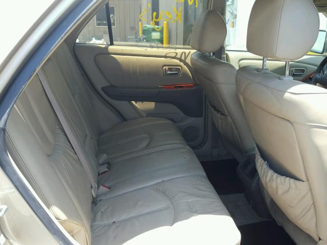 JTJGF10U810113554 - 2001 LEXUS RX 300 GOLD photo 6