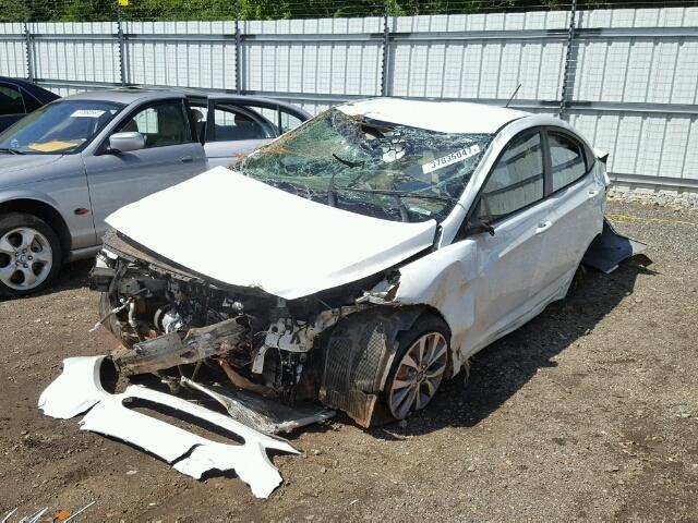 KMHCU4AE6FU822673 - 2015 HYUNDAI ACCENT GLS WHITE photo 2