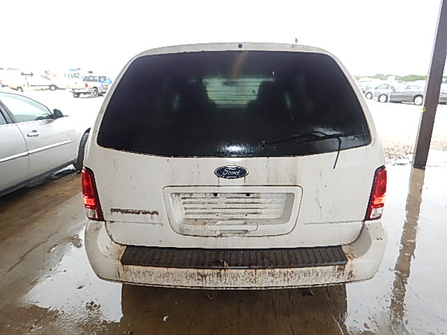 2FMDA50684BA26703 - 2004 FORD FREESTAR S WHITE photo 10