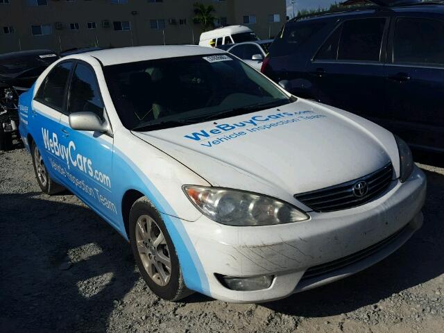 4T1BE30K06U165220 - 2006 TOYOTA CAMRY LE 银色 照片 1