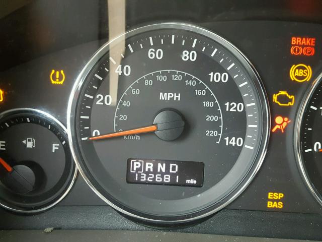 1J8HG48K78C210500 - 2008 JEEP COMMANDER SILVER photo 8