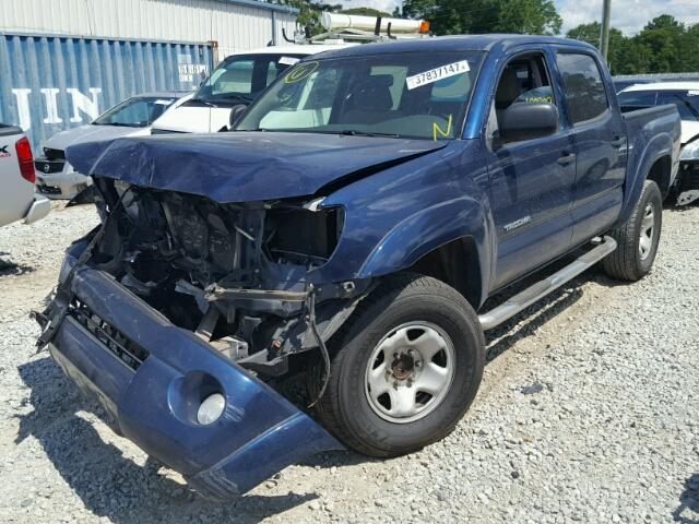 3TMJU62N75M002076 - 2005 TOYOTA TACOMA DOU BLUE photo 2