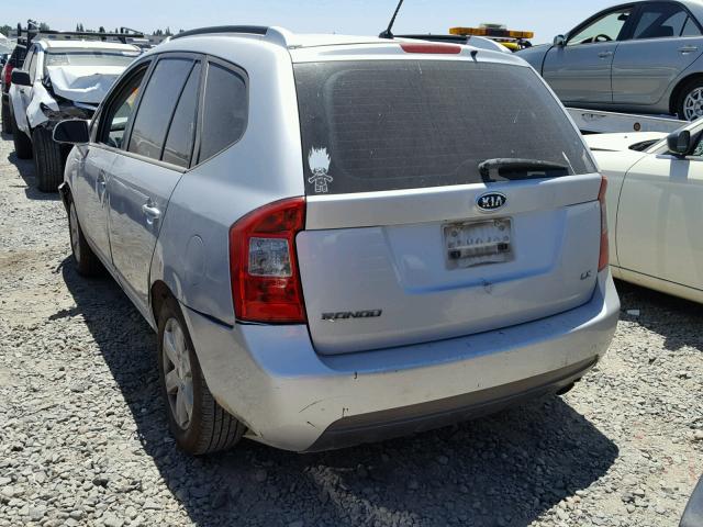 KNAFG525277029493 - 2007 KIA RONDO BASE SILVER photo 3