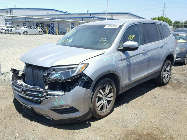 5FNYF6H38HB068000 - 2017 HONDA PILOT EX SILVER photo 2