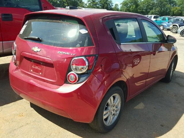 1G1JC6SH9F4164715 - 2015 CHEVROLET SONIC RED photo 4