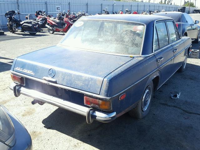 11511010278552 - 1973 MERCEDES-BENZ 220 DIESEL BLUE photo 4