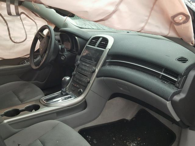 1G11B5SA9DF235350 - 2013 CHEVROLET MALIBU LS ნაცრისფერი ფოტო 5